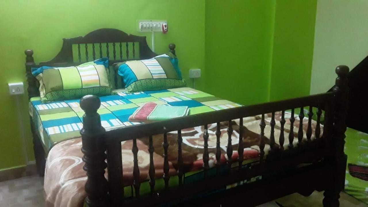 Elisa Home Stay Villa 퐁디셰리 외부 사진